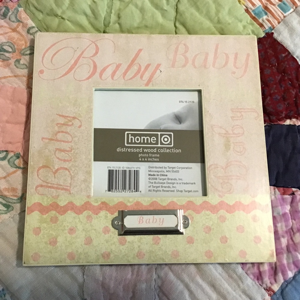 Baby frame. NWOT